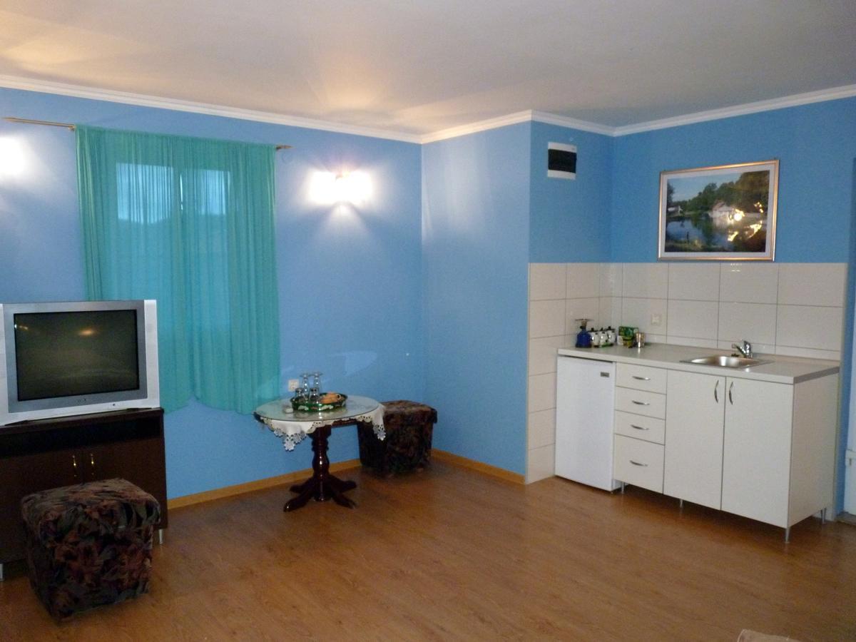 פלייבליה Hotel 24 Jul מראה חיצוני תמונה