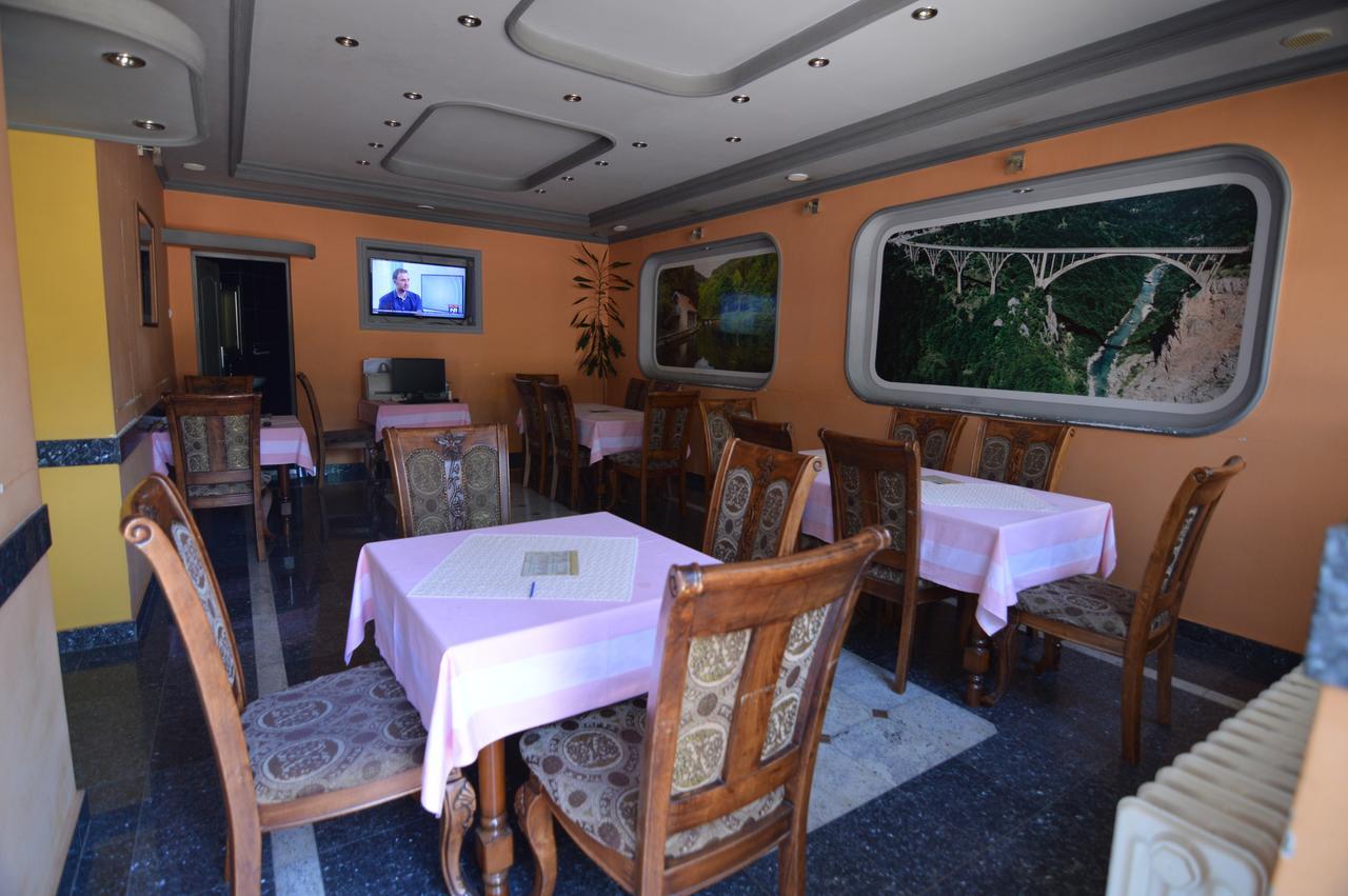 פלייבליה Hotel 24 Jul מראה חיצוני תמונה