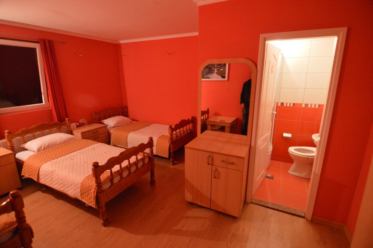 פלייבליה Hotel 24 Jul מראה חיצוני תמונה