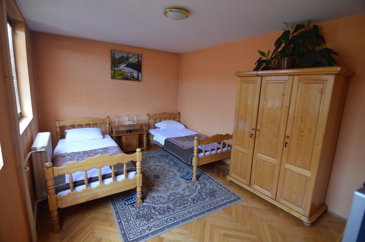 פלייבליה Hotel 24 Jul מראה חיצוני תמונה