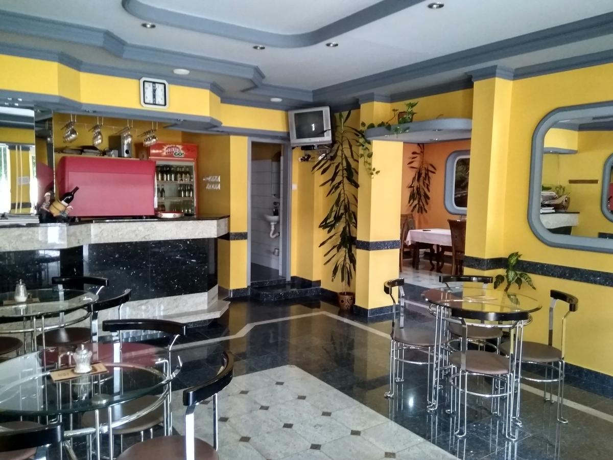 פלייבליה Hotel 24 Jul מראה חיצוני תמונה